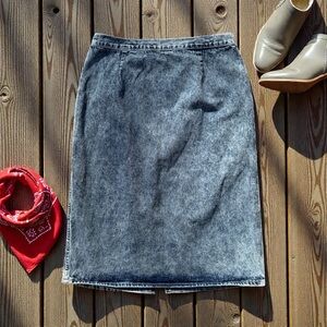 Vintage 80’s Stone Acid Washed Plus Size Denim Jean Skirt